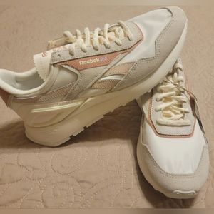 NWT Reebok Classic Legacy AZ Women's Shoes, Size 9